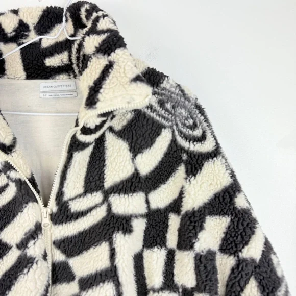 Urban Outfitters Olivia Print Sherpa Butterfly Fleece Black White Teddy Jacket - Picture 7 of 9